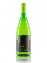 2022 - Riesling medium dry